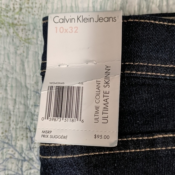 Women's Calvin Klein Jeans- NWT - Picture 3 of 7